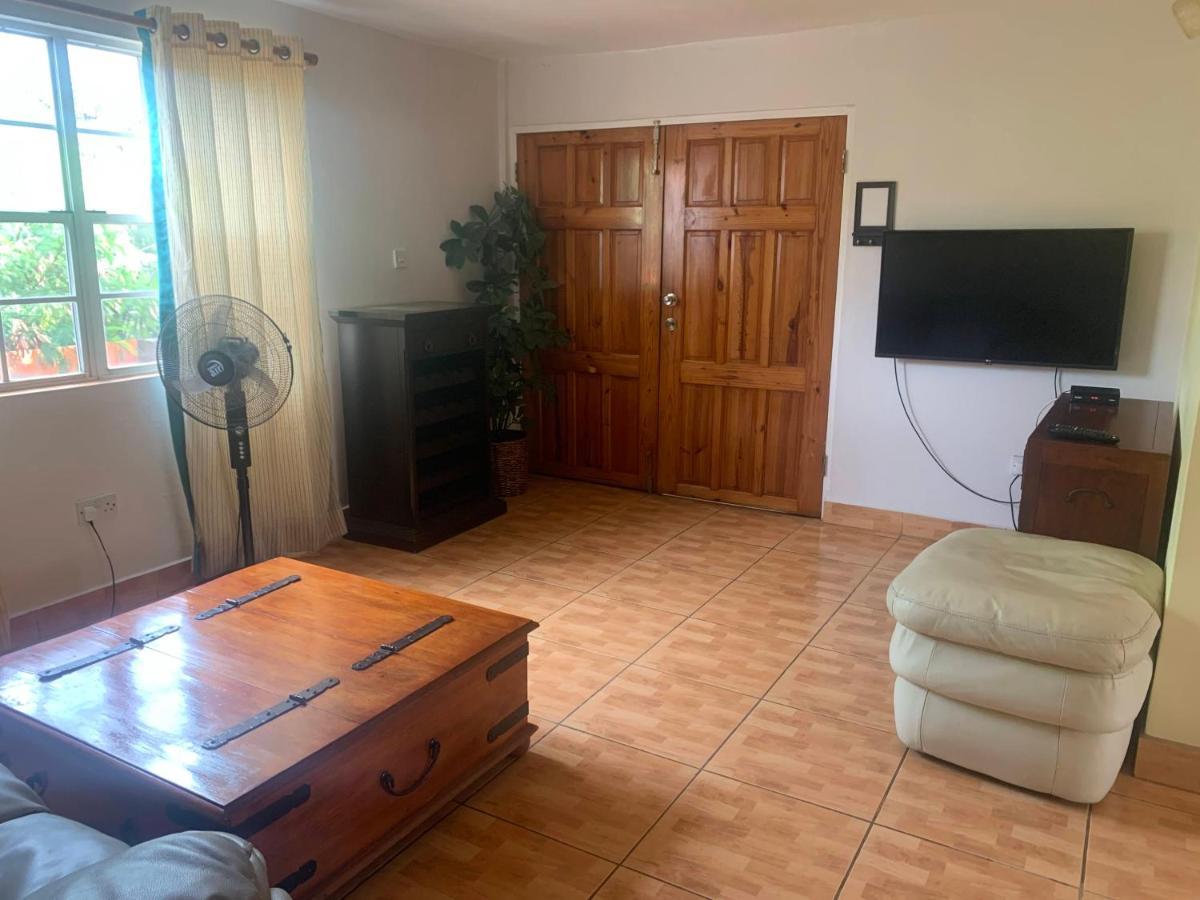 Cool Running Apartments St. George's Экстерьер фото