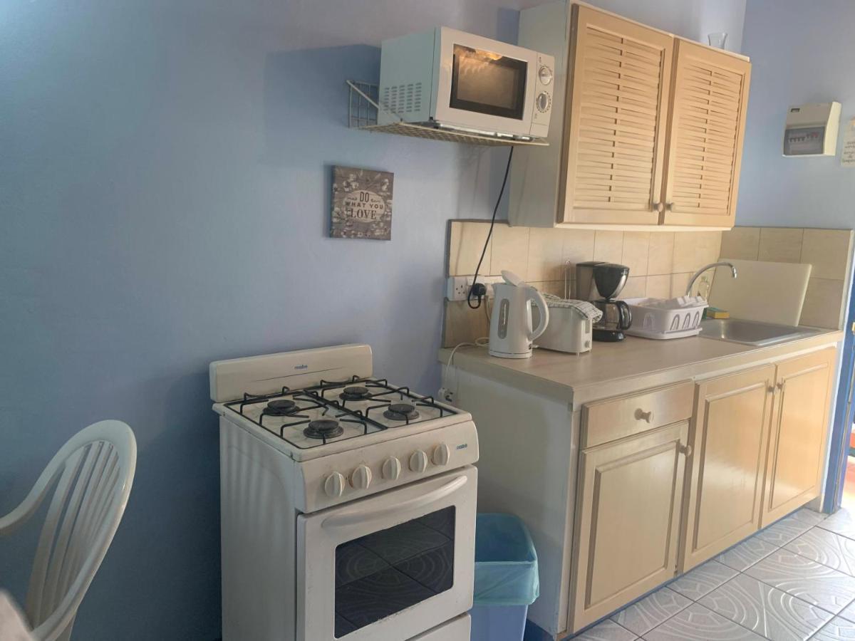 Cool Running Apartments St. George's Экстерьер фото