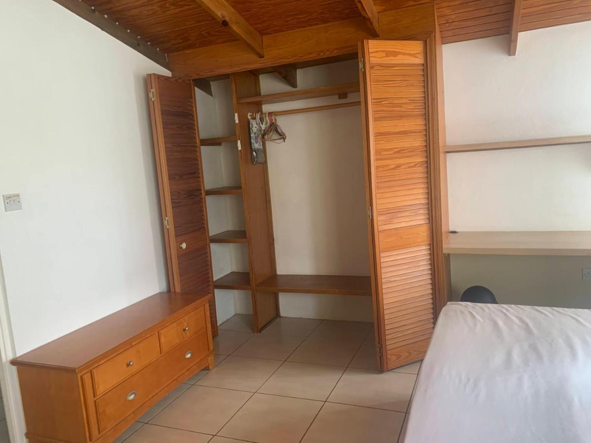 Cool Running Apartments St. George's Экстерьер фото