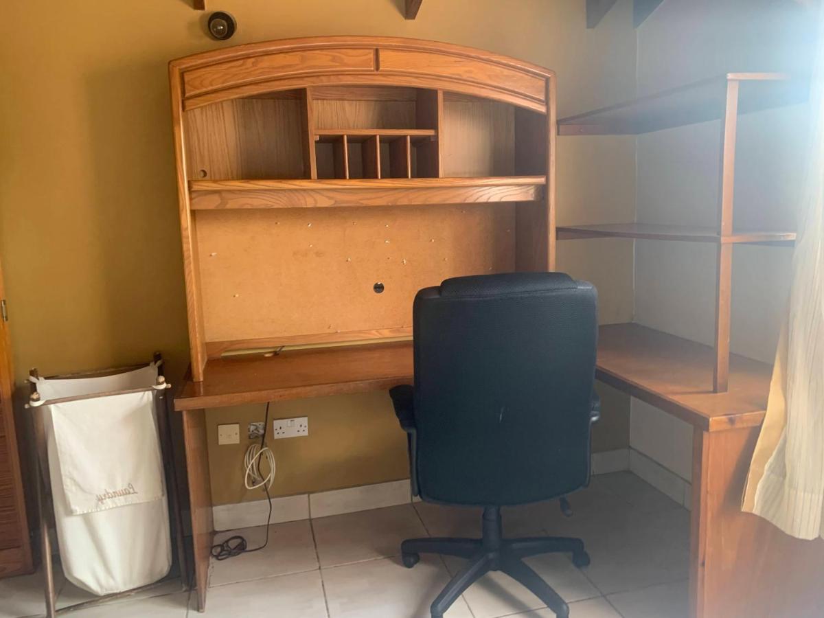 Cool Running Apartments St. George's Экстерьер фото