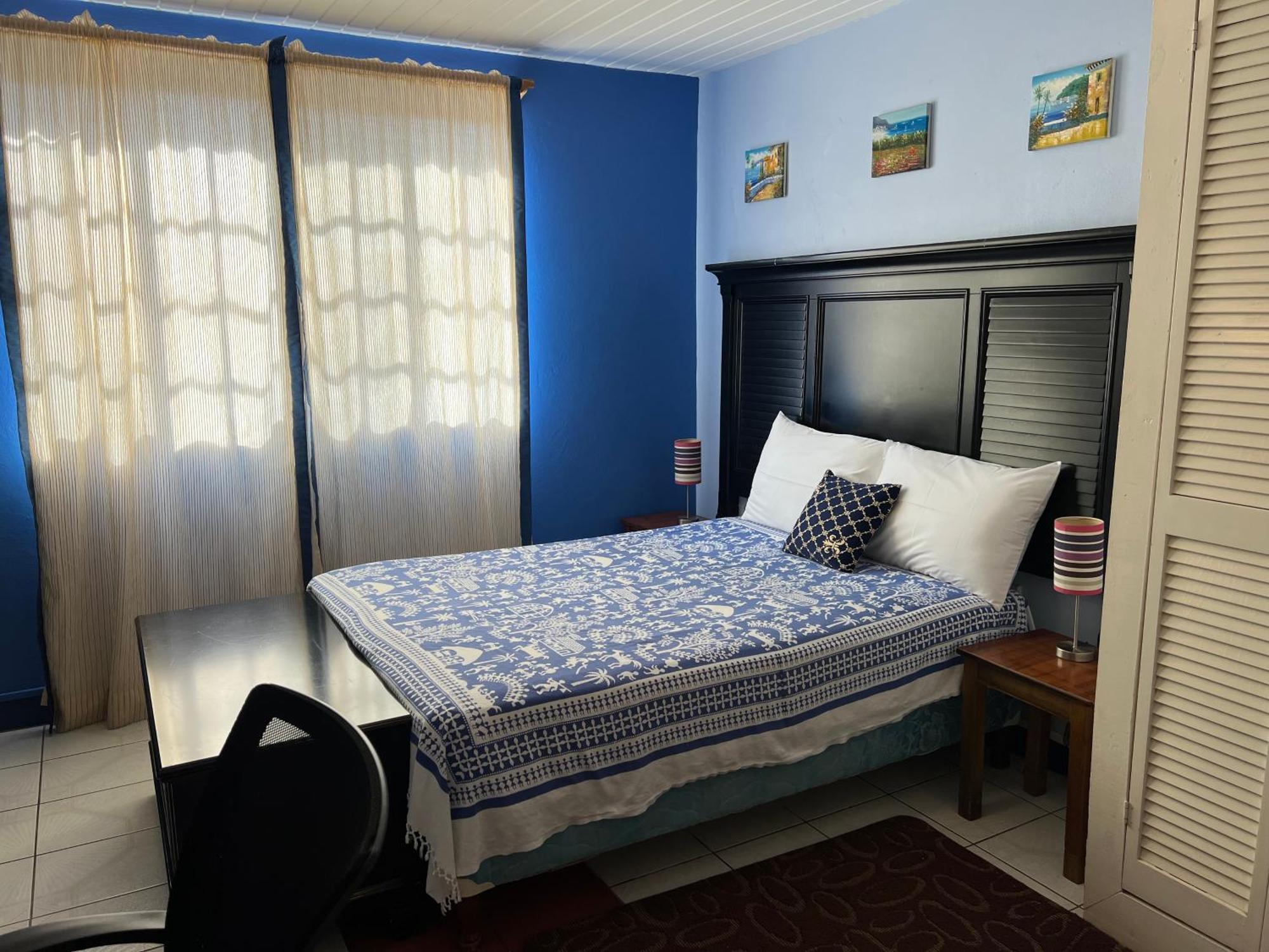 Cool Running Apartments St. George's Экстерьер фото