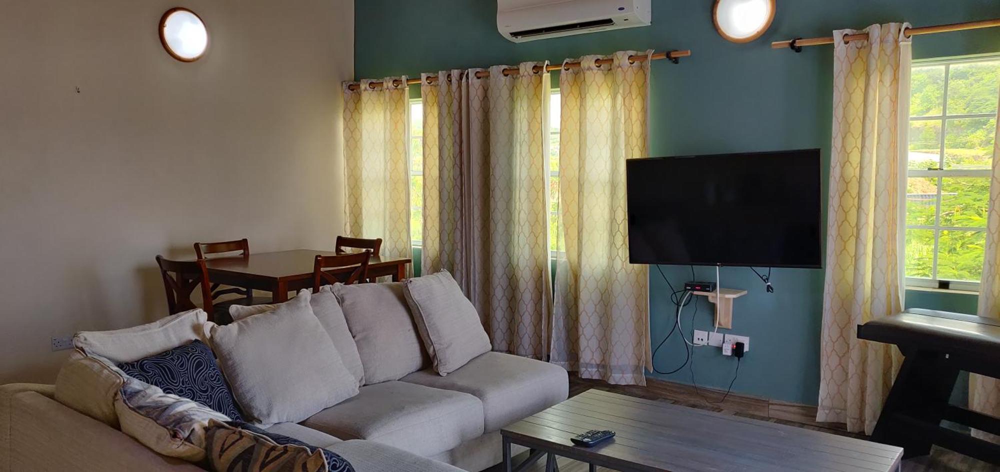 Cool Running Apartments St. George's Экстерьер фото