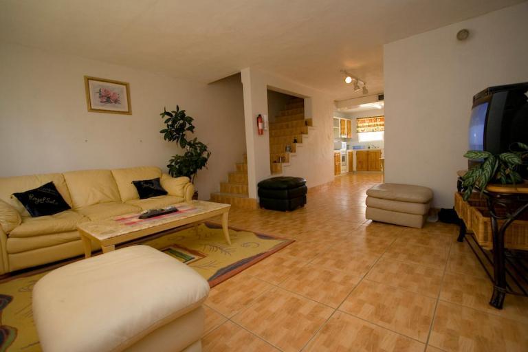 Cool Running Apartments St. George's Экстерьер фото