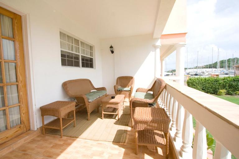 Cool Running Apartments St. George's Экстерьер фото